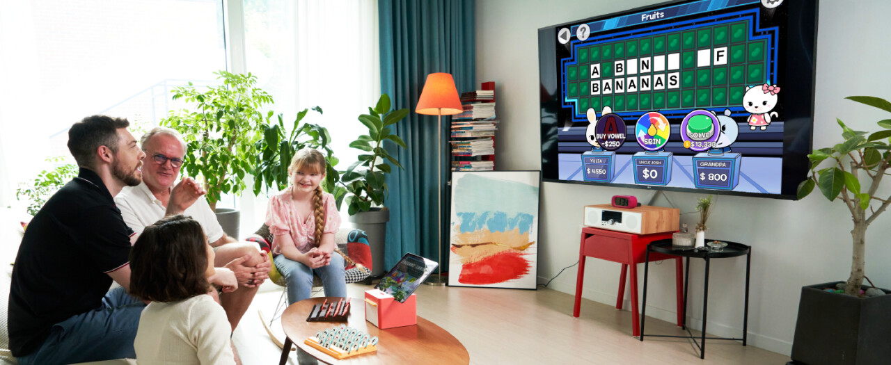 親子で遊ぶ画像